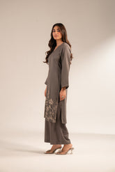 2 Piece Lawn Karandi Embroidered (CS0258)